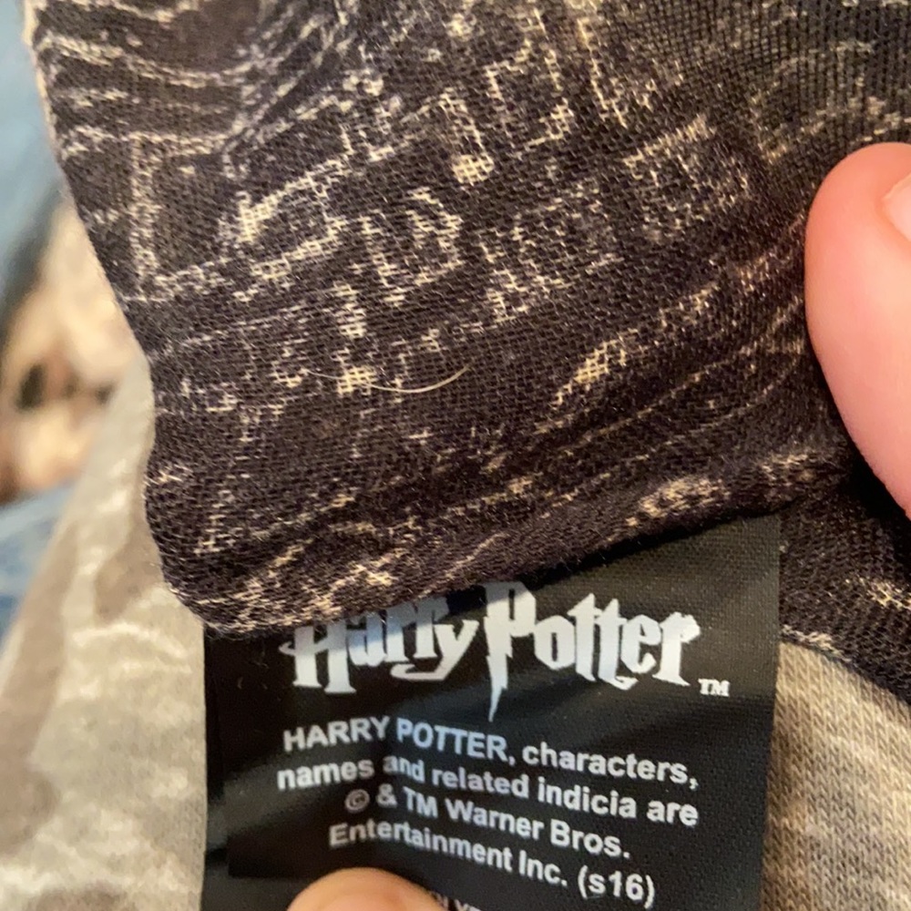 Harry Potter Marauder’s Map Black Sheer Scarf - Picture 3 of 3